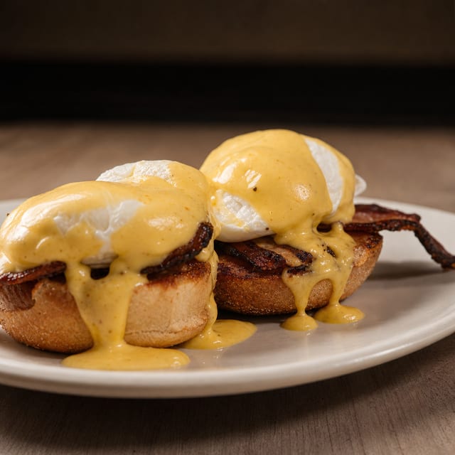 Bumble Bee Benny.