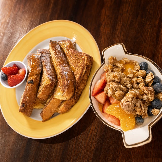 Kids Short Stack French Toast.
